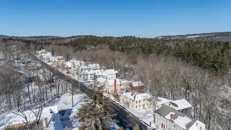 84 Main Street Francestown NH 03043