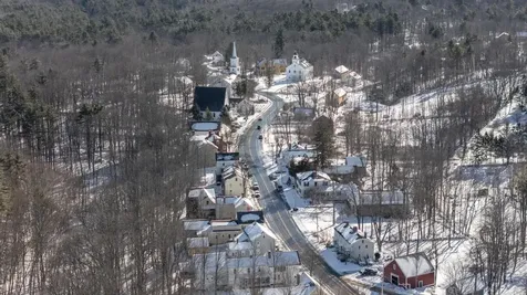 84 Main Street Francestown NH 03043