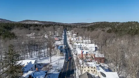 84 Main Street Francestown NH 03043