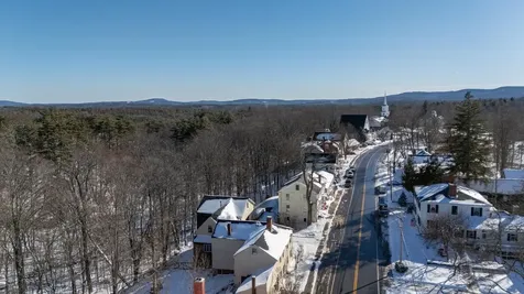 84 Main Street Francestown NH 03043