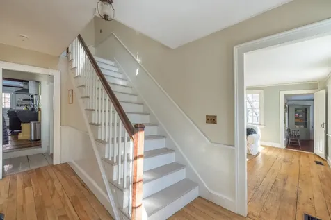 84 Main Street Francestown NH 03043