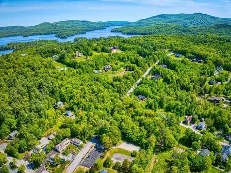 21/23 Burkehaven Hill Road Sunapee NH 03782