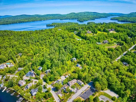 21/23 Burkehaven Hill Road Sunapee NH 03782