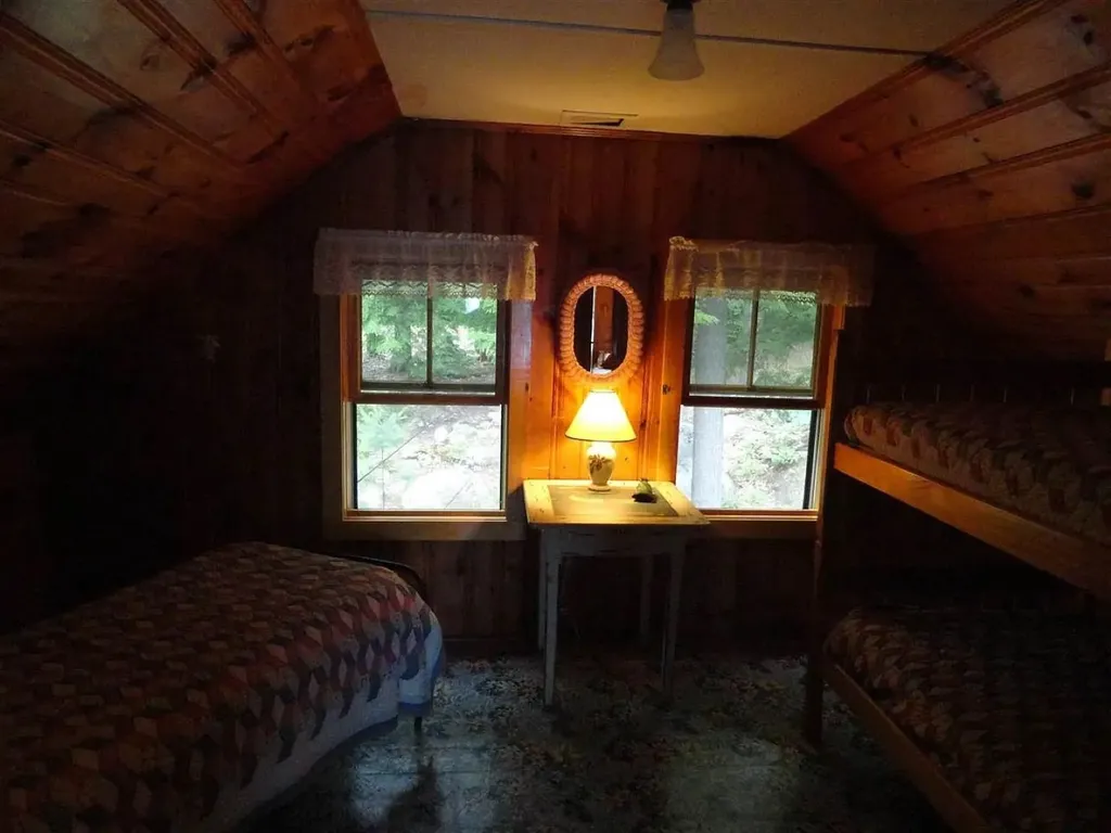 14 Crystal Springs Road Hebron NH 03241