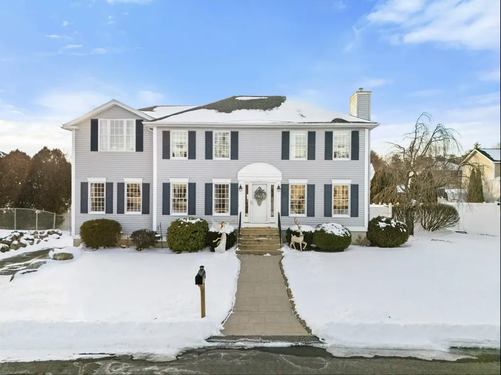 274 Aaron Drive Manchester NH 03109