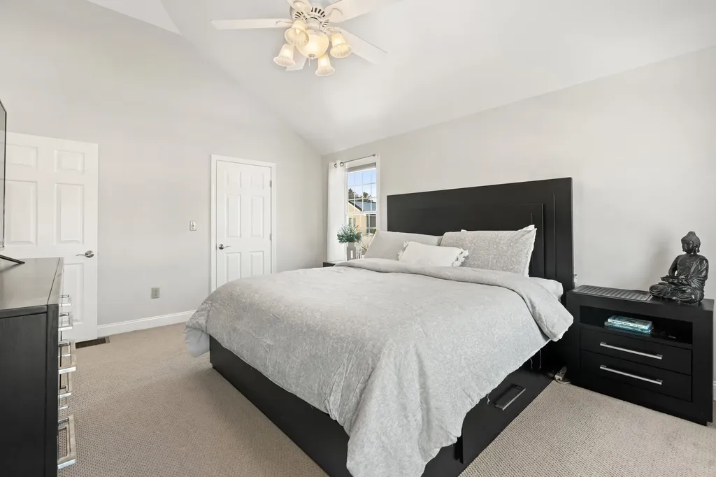 274 Aaron Drive Manchester NH 03109