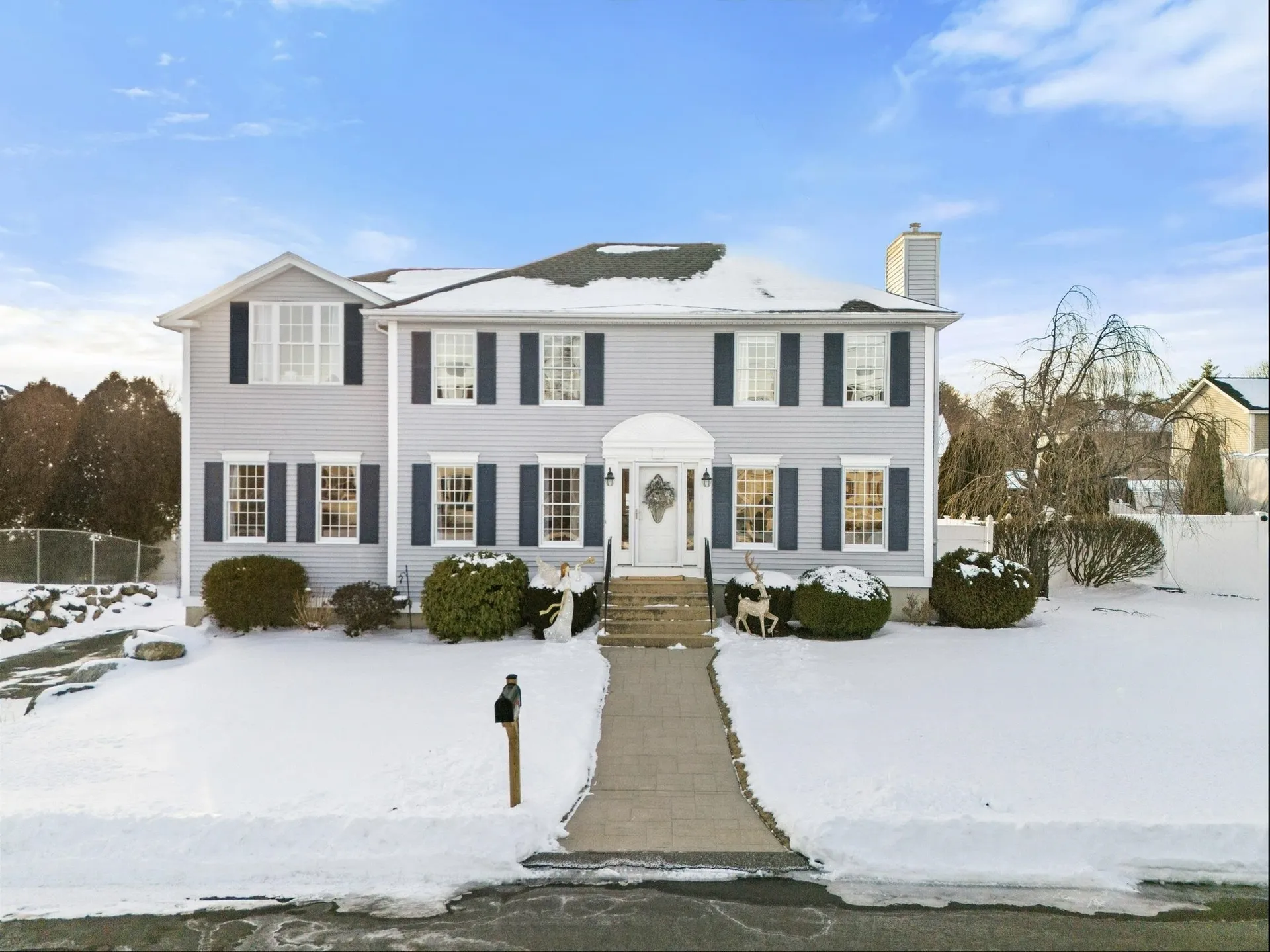 274 Aaron Drive Manchester NH 03109