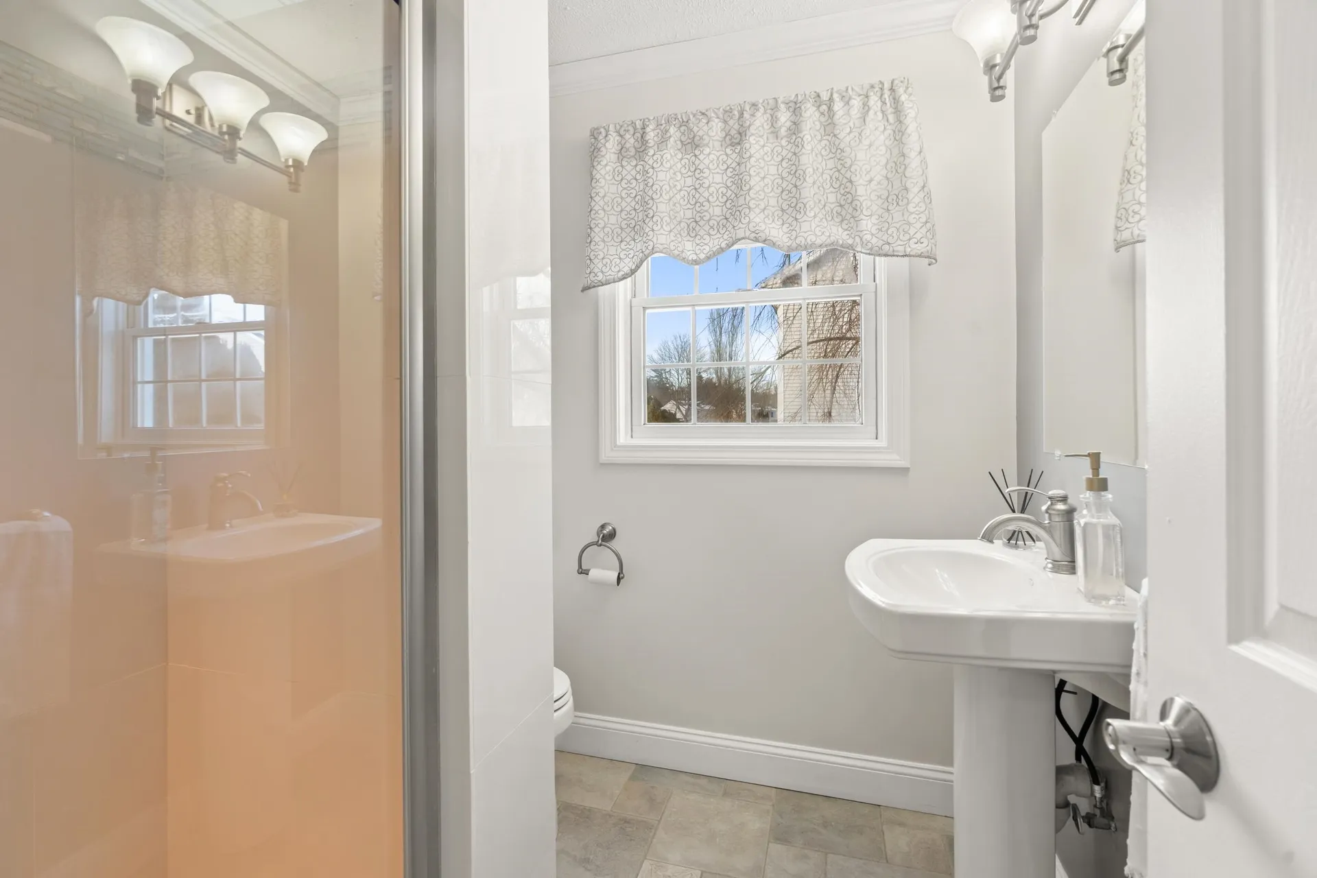 274 Aaron Drive Manchester NH 03109