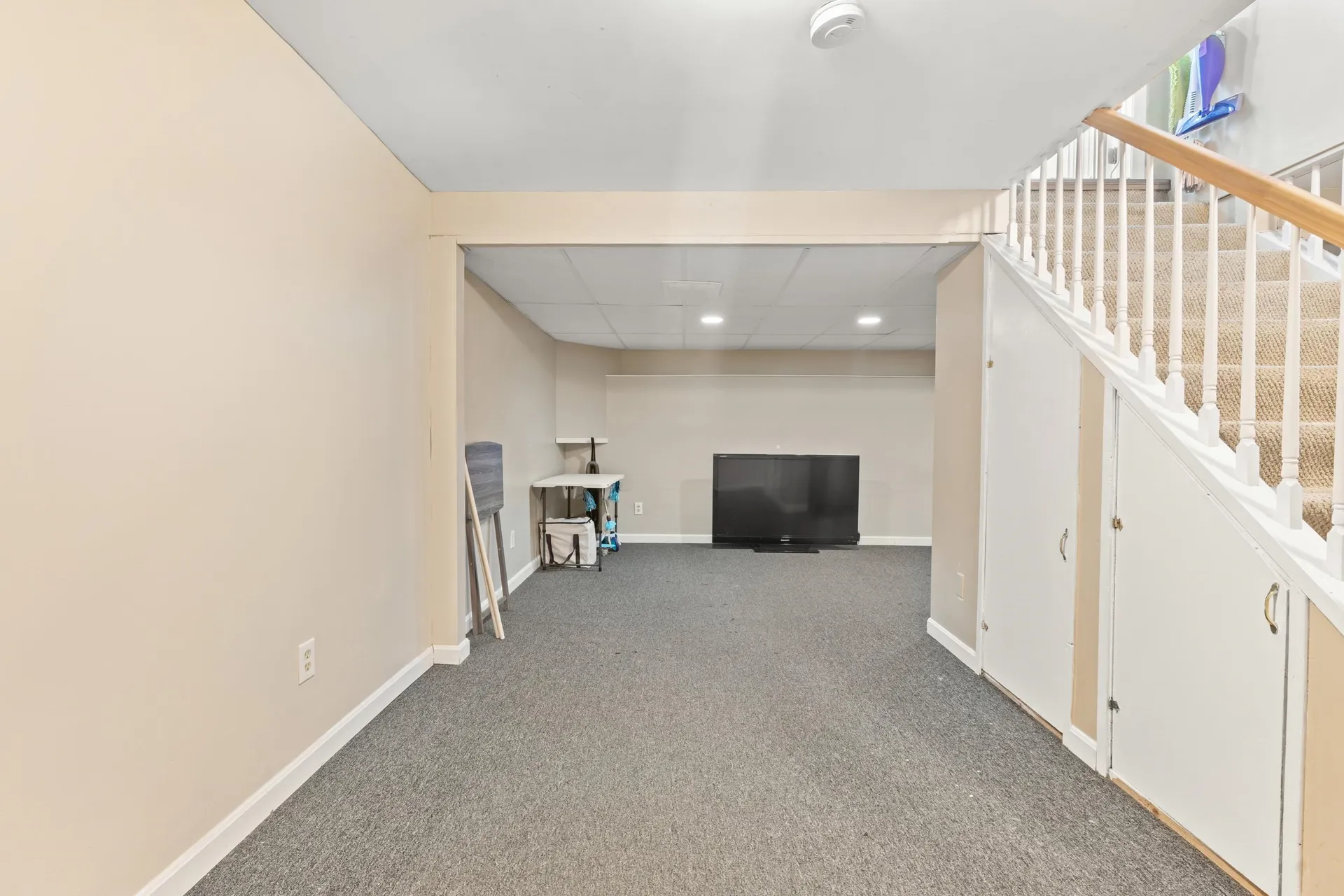 274 Aaron Drive Manchester NH 03109