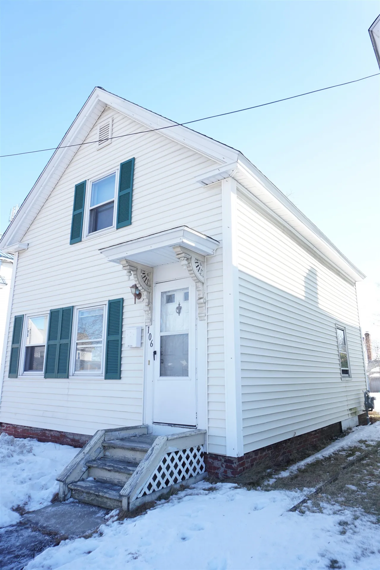 106 Kinsley Street Nashua NH 03060