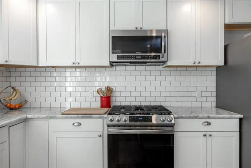 362 Cross Road Rumney NH 03266