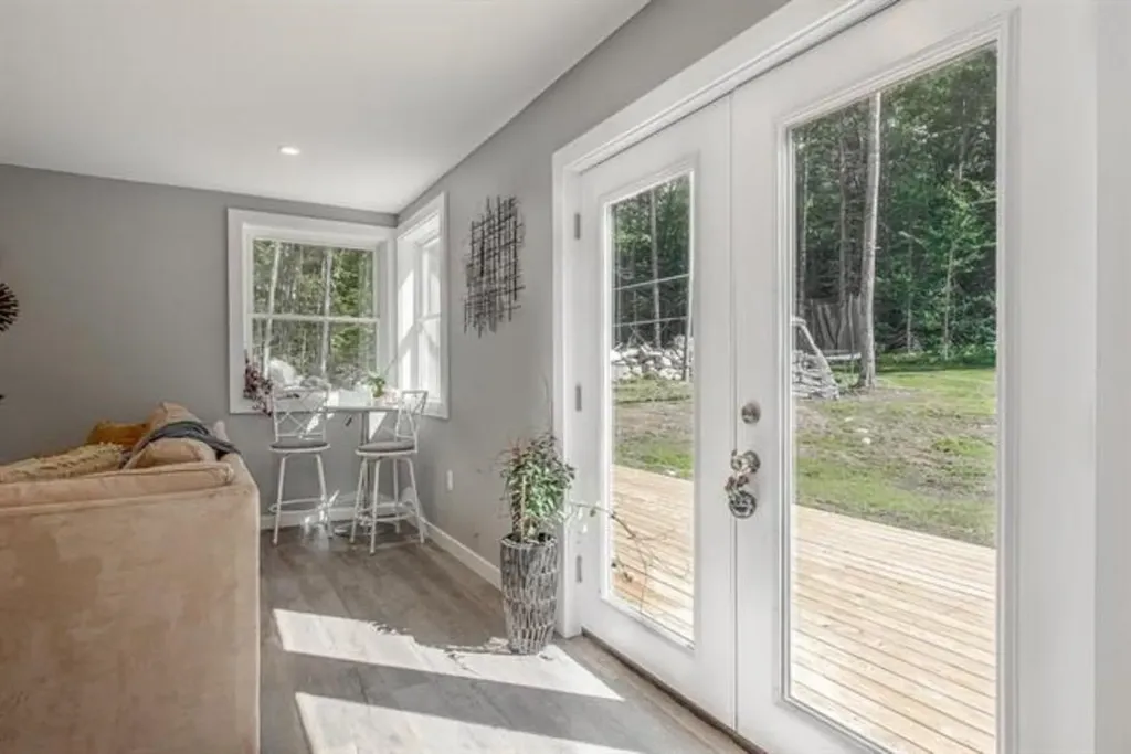 362 Cross Road Rumney NH 03266