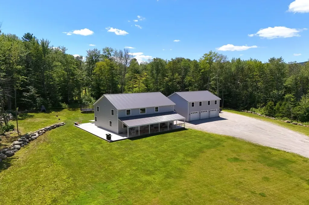 362 Cross Road Rumney NH 03266