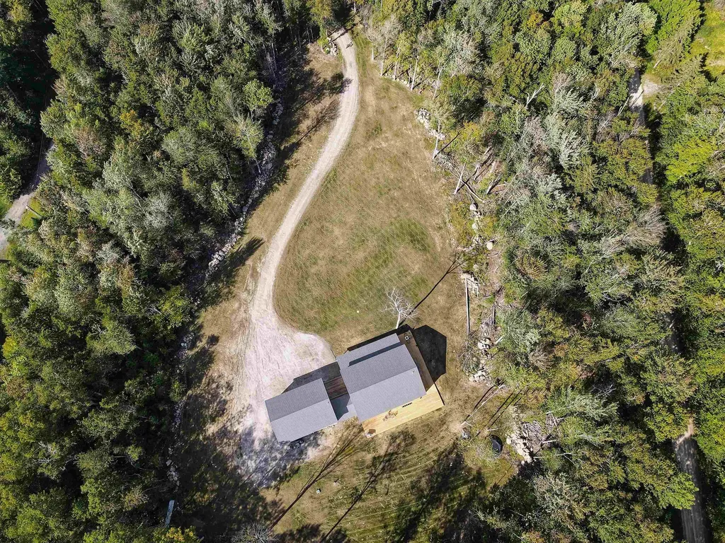 362 Cross Road Rumney NH 03266