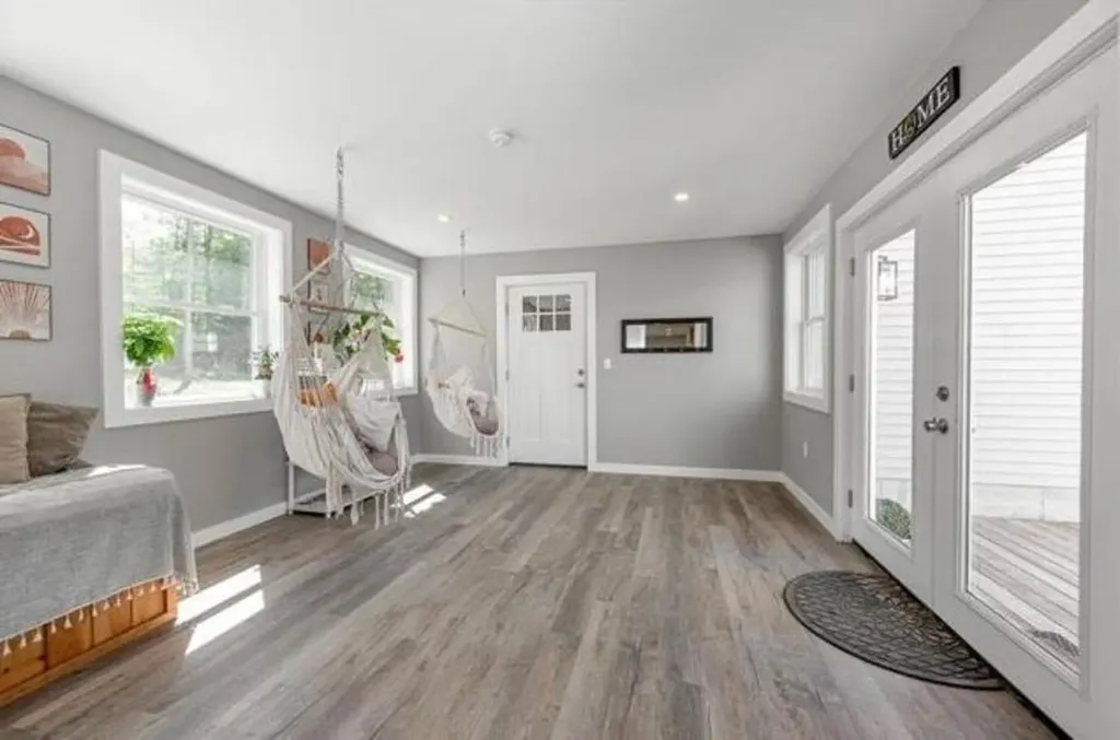 362 Cross Road Rumney NH 03266