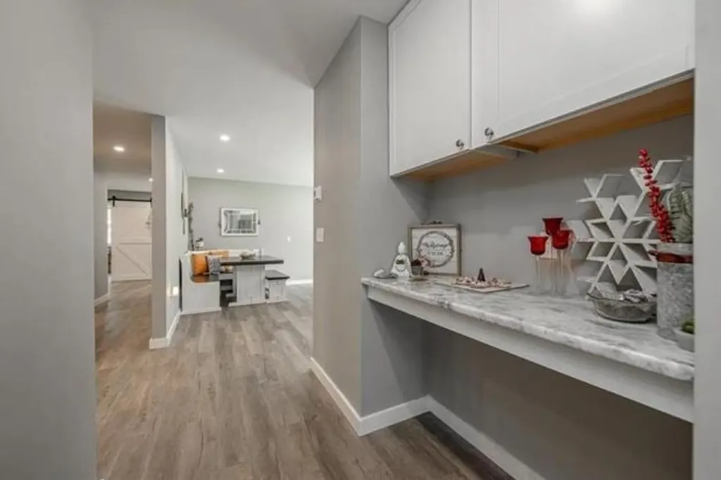 362 Cross Road Rumney NH 03266