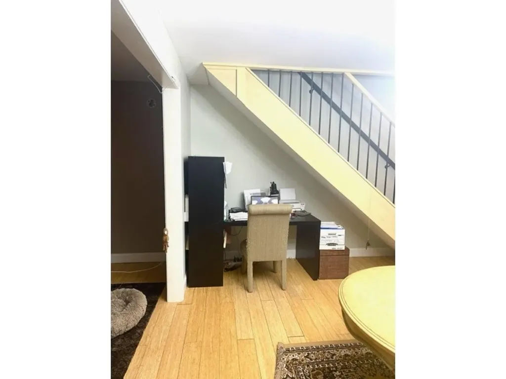 8 Chelsea Circle South Burlington VT 05403