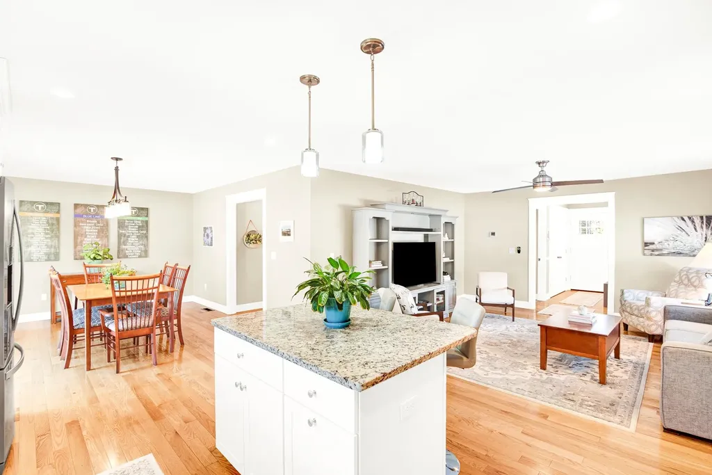 160 Emerald Lane Dover NH 03820