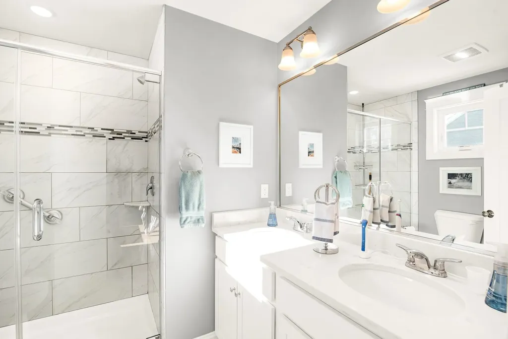 160 Emerald Lane Dover NH 03820