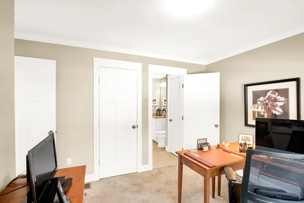 160 Emerald Lane Dover NH 03820