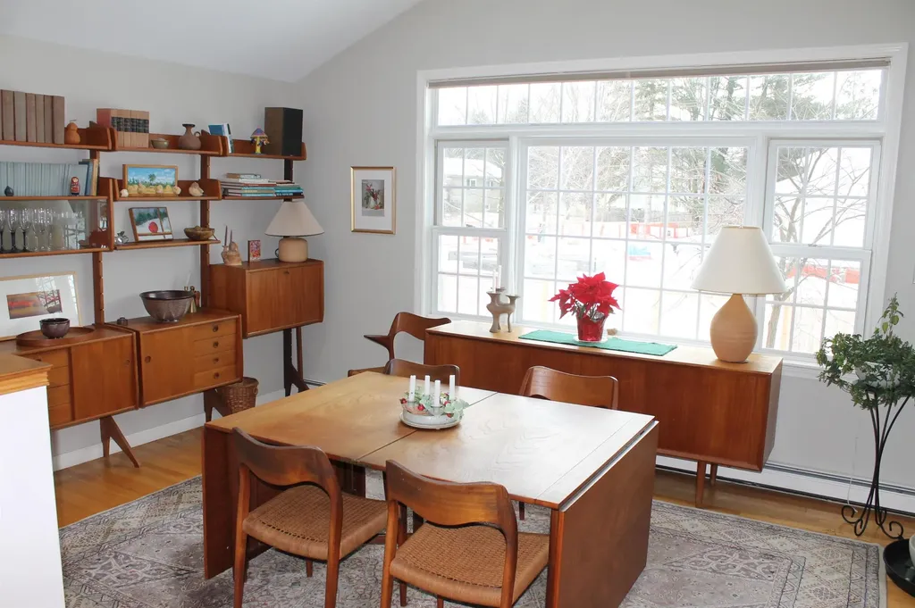 51 Grove Lane Shelburne VT 05482