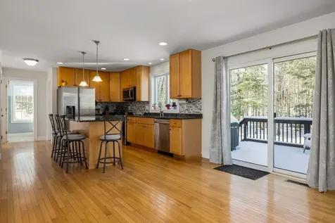 2 Wood Ridge Lane Exeter NH 03833