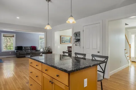 2 Wood Ridge Lane Exeter NH 03833