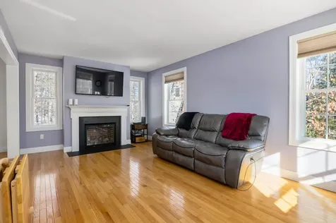 2 Wood Ridge Lane Exeter NH 03833