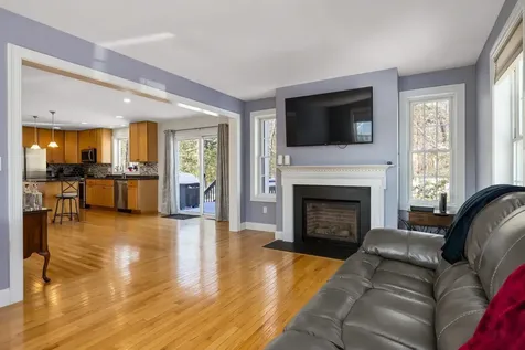 2 Wood Ridge Lane Exeter NH 03833