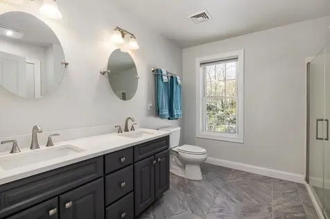 2 Wood Ridge Lane Exeter NH 03833