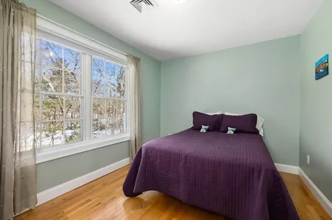 2 Wood Ridge Lane Exeter NH 03833