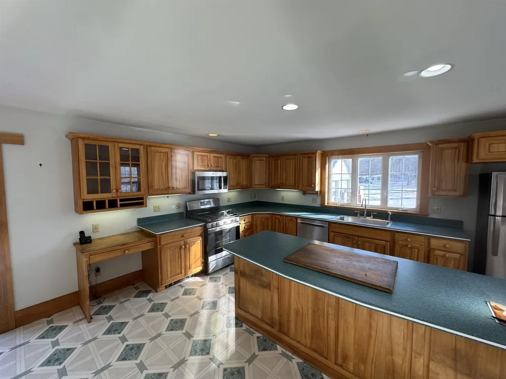 2678 Nh Route 25a Orford NH 03777