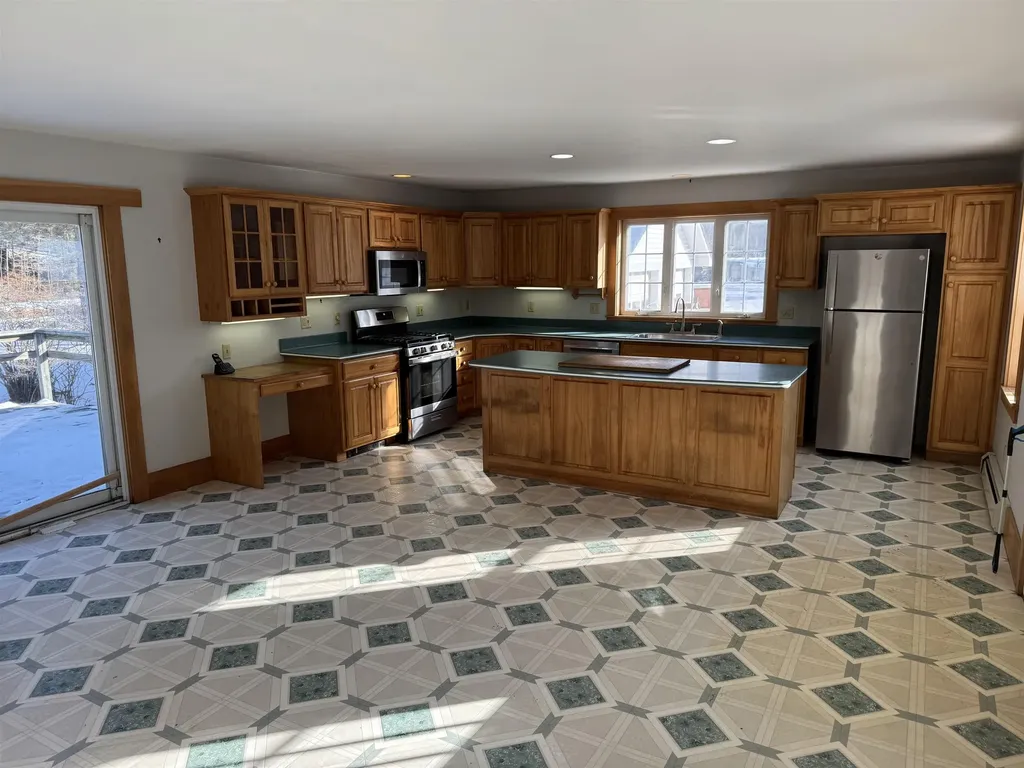 2678 Nh Route 25a Orford NH 03777