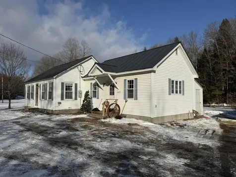 2678 Nh Route 25a Orford NH 03777