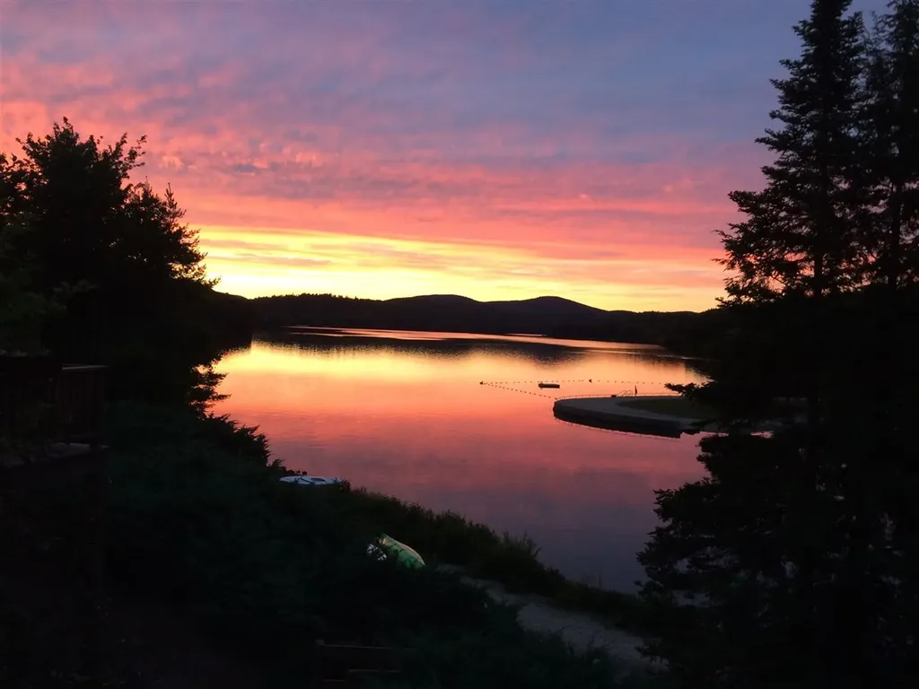 14 Pioneer Point Grantham NH 03753