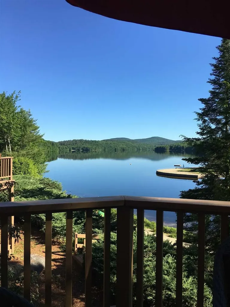 14 Pioneer Point Grantham NH 03753