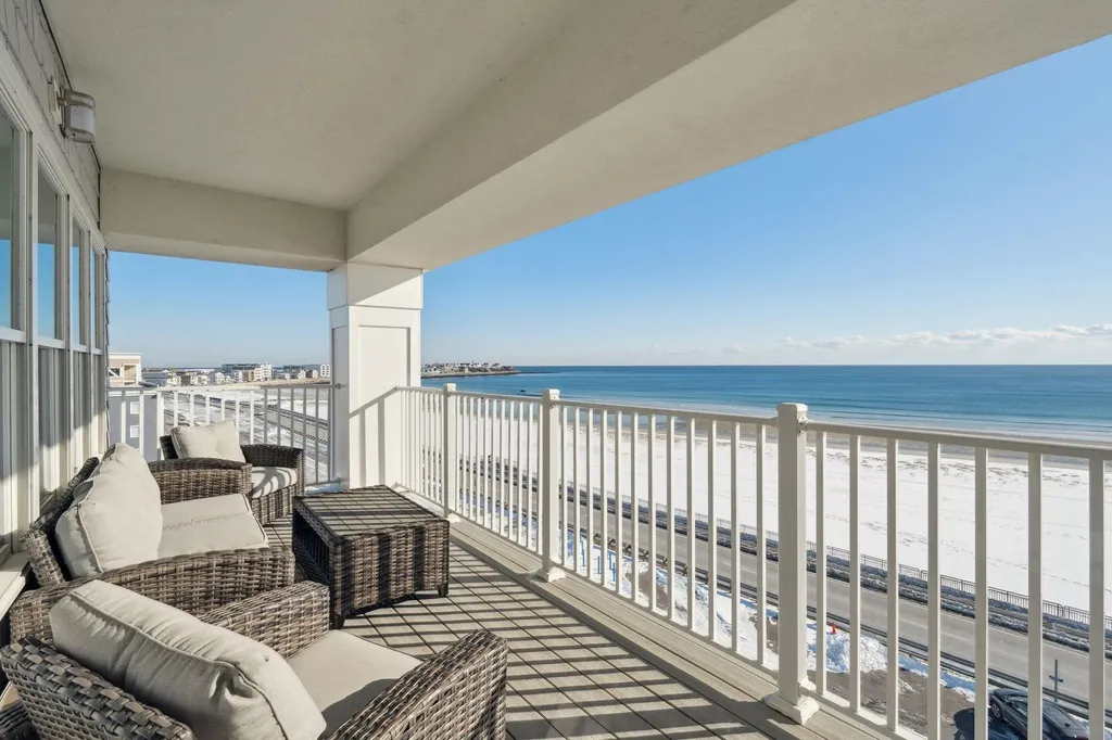 315 Ocean Boulevard Hampton NH 03842