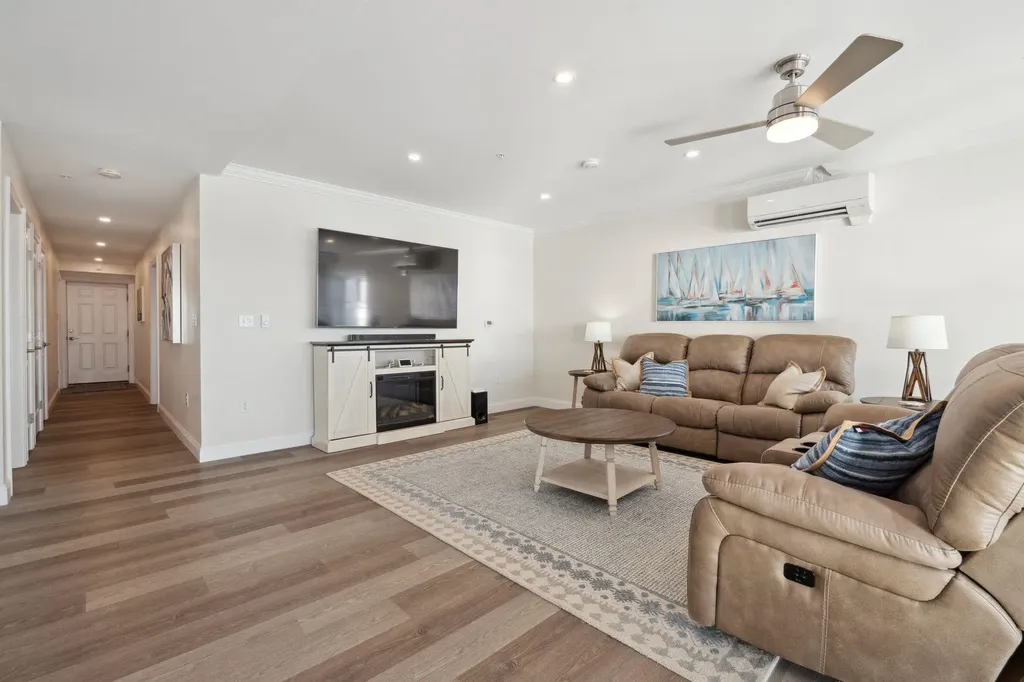 315 Ocean Boulevard Hampton NH 03842