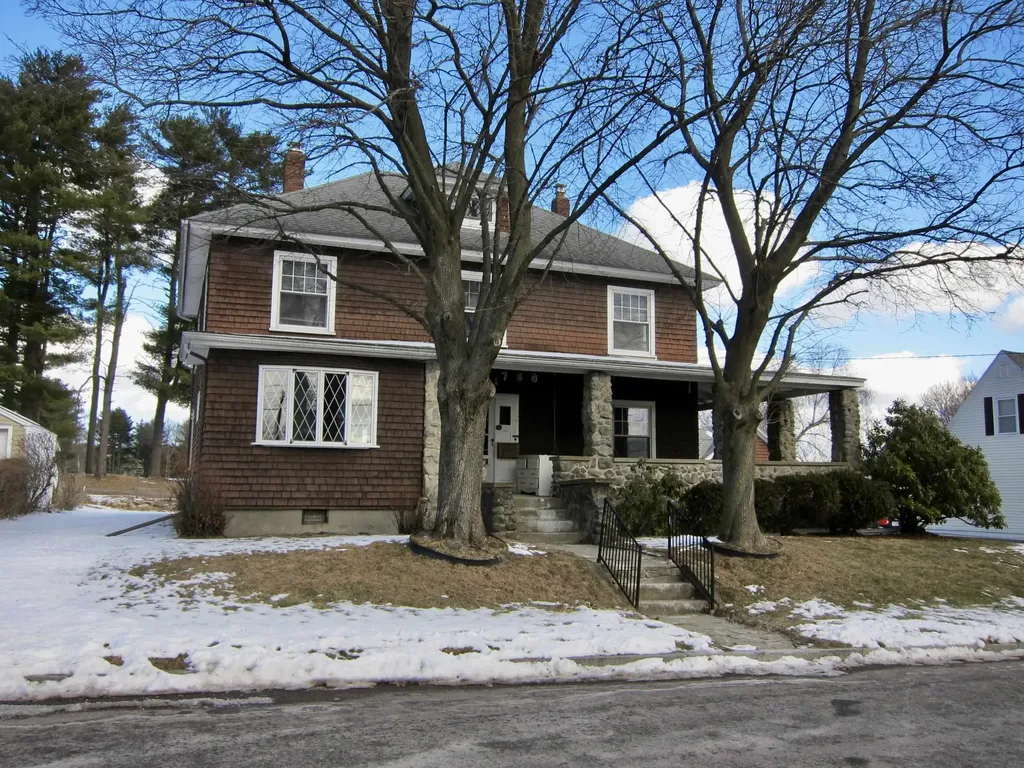 760 Amherst Street Manchester NH 03104