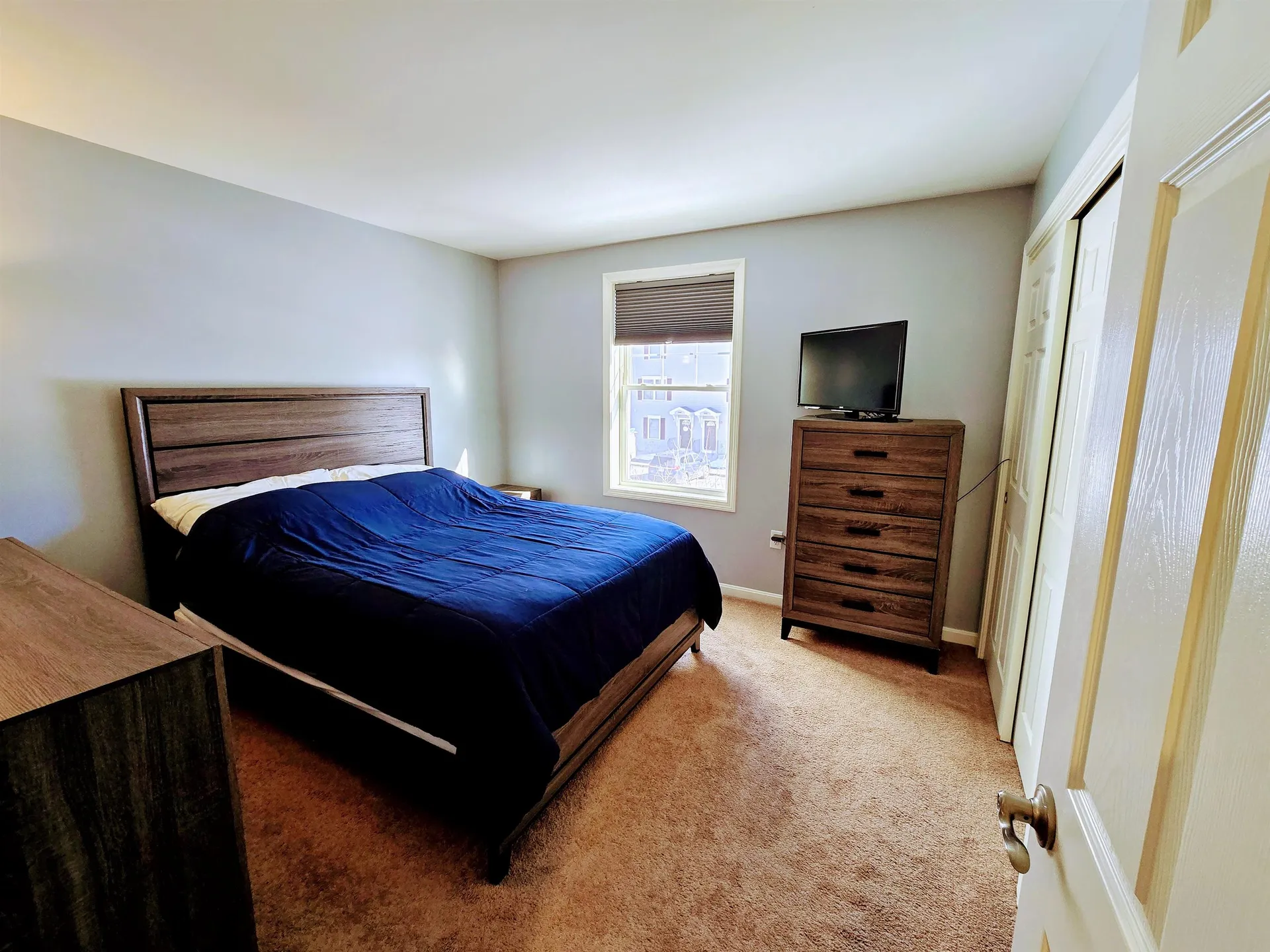 180 Karatzas Avenue Manchester NH 03104