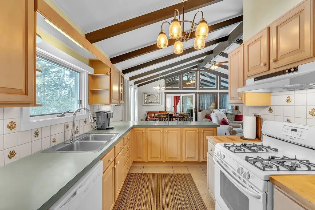 73 Krystal Drive Bethel VT 05032