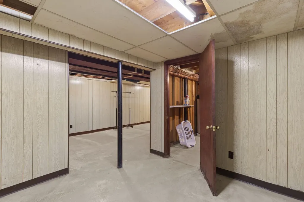 50 Suzanne Drive Portsmouth NH 03801