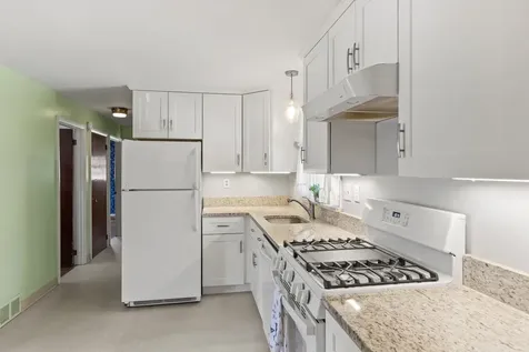 50 Suzanne Drive Portsmouth NH 03801