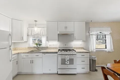 50 Suzanne Drive Portsmouth NH 03801