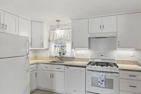 50 Suzanne Drive Portsmouth NH 03801