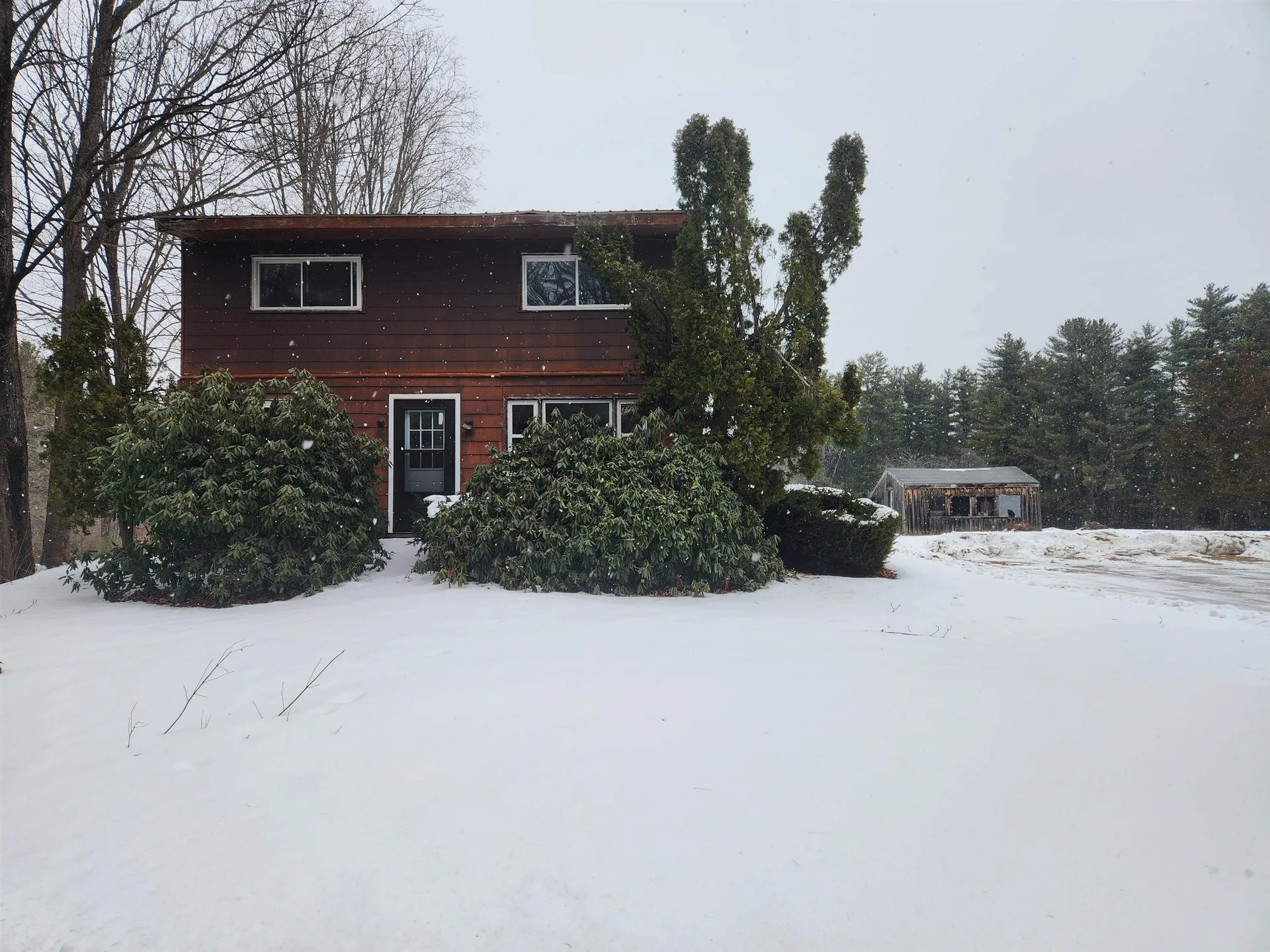 109 Green Road Raymond NH 03077
