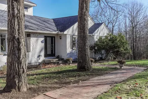 58 Ridgeview Lane New Boston NH 03070
