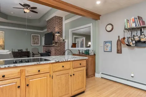 58 Ridgeview Lane New Boston NH 03070