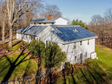 58 Ridgeview Lane New Boston NH 03070