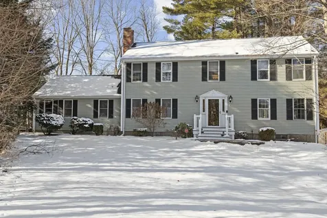 9 Little Pine Lane Exeter NH 03833